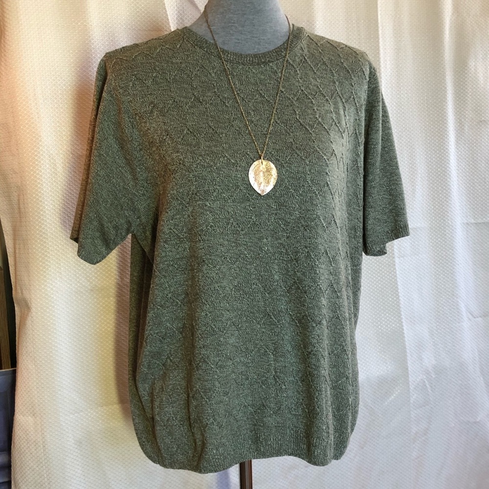 Diamond Pattern Knit Short Sleeve Sweater in XL